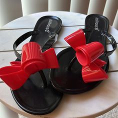 Dollhouse Brand Black Red Bow Jelly Flat Nwt Sz 8 Comes With Box! Flat Plastic Jelly Sandals For Party, Cute Bow Sandals For The Beach, Casual Red Jelly Sandals With Round Toe, Red Round Toe Jelly Sandals Casual, Red Flat Jelly Sandals For Beach, Red Open Toe Jelly Sandals For Party, Red Flat Jelly Sandals For Party, Red Jelly Sandals For Spring Party, Red Open Toe Jelly Sandals