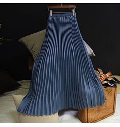 Vintage Pleated Midi Long Chiffon Skirt Chiffon Skirt Outfit, Long Chiffon Skirt, Korean Skirt, Tulle Midi Skirt, Pleated Long Skirt, Pleated Maxi Skirt, Style Japonais, Long Skirts For Women, Korean Casual