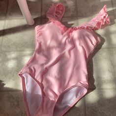 Super Cute Bnwt Matching Mommy And Me Company. Size 6 Fits Like A Xsmall Or Xxsmall Trendy Ruffled Swimwear For Spring, Pink Ruffled Straps Swimwear For Spring, Casual Solid Color Swimwear With Ruffles, Pink Feminine Swimwear With Ruffles, Pink Ruffled Feminine Swimwear, Pink Feminine Ruffled Swimwear, Feminine Pink Ruffled Swimwear, Chic Pink Swimwear With Ruffles, Bright Swimwear