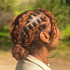 Loc Styles Medium Updo Women, Hairstyles For Locs, Hairstyles Dreadlocks, Loc Styles For Women, Women With Locs, Traditional Locs, Short Dreadlocks Styles, Dreadlocks Hairstyles, Loc Updo