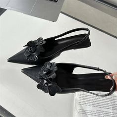 LBSFY - Luxury Design Flower Sandals Women Pumps Pointed Thin Low Heels Female Sexy Elegant Slingback Party Shoes Mules Sandalias Mujer Orthopedic Doctor, Slingback Mules, Flower Sandals, Low Heel Pumps, Orthopedic Shoes, Pump Types, Slingback Shoes, Fashion Event, Sneaker Heels