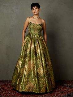 Ri.Ritu Kumar-Pine Green Rajwadi Dress-INDIASPOPUP.COM Luxury Green Sleeveless Anarkali Set, Cocktail Dress Classy Evening Idian, Vintage Print Dress, Cocktail Dress Holiday, Regal Elegance, Zardozi Work, School Prom, Ritu Kumar, Work Dresses For Women