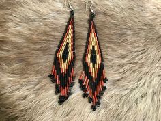 Authentic Beautiful Native American Indian Jewelry Navajo Zuni Hand Beaded Earrings Great for a gift❤️ Handcrafted by Navajo Artist R. Sellers❤️ Indian Jewelry Earrings, Beaded Earrings Native, American Indian Jewelry, Brick Stitch, Native American Indians, American Indian, Silver Turquoise, Hand Beading, Indian Jewelry