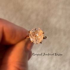 A personal favorite from my Etsy shop https://www.etsy.com/listing/708296500/solid-gold-herkimer-diamond-ringlimited Ring Pearl Modern, Jewelry Trending, Trending 2024, Healing Crystal Ring, Herkimer Diamond Ring, Hammered Band, Crystal Ring, Ring Promise, 14k Gold Ring