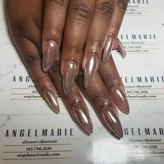 Bronze Chrome Nails Designs, Chrome Nails Brown, Chrome Nude Nails, Nails On Brown Skin, Nails Brown Skin, Nude Chrome, Chrome Nails Silver, Nails 2017 Trends