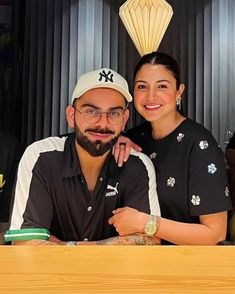 Virat Kohli Anushka Sharma, Kohli Anushka, Virat Kohli Portrait Photography, Kirti Kharbanda, Friendship Quotes Images