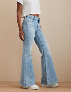 AE Next Level Festival Flare Jean Back To School Outfit Ideas, School Outfit Ideas, Womens Flare Jeans, Flair Jeans, Back To School Outfit, High Waisted Flare Jeans, Jeans American Eagle, High Waisted Flares, Curvy Jeans