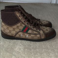 Brand New Barely Worn Men’s Gucci Sneakers In A 10.5 (Men’s Sizing) Designer Gucci High-top Sneakers With Rubber Sole, Designer Brown Sneakers With Rubber Sole, Gucci Leather Sneakers With Abzorb Midsole, Gucci Luxury Lace-up High-top Sneakers, Casual Gucci Sneakers With Leather Sole, Gucci High-top Leather Sole Sneakers, Designer Brown Sneakers With Round Toe, Gucci High-top Sneakers With Leather Sole, Designer Brown Round Toe Sneakers