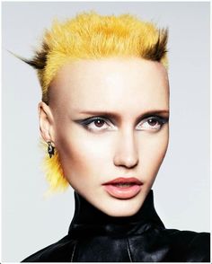 Yellow Hair Color, Couture Hairstyles, Toni And Guy, Athletic Hairstyles, Hair Shows, Yellow Hair, Creative Hairstyles, Artistic Hair