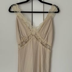 Abercrombie Dress Never Worn Tags Still On Size Small Beige Sleeveless Beige Slip Dress Bias Cut, Sleeveless Bias-cut Beige Slip Dress, Sleeveless Bias Cut Beige Slip Dress, Beige Sleeveless Bias Cut Dress, Sleeveless Beige Bias Cut Dress, Beige Silk Dress With Lace Trim, Fitted Beige Slip Dress With Lace Trim, Fitted Beige Lace Trim Slip Dress, Feminine Cream V-neck Slip Dress