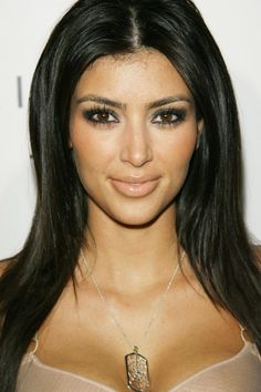 Kim Kardashian 2000's Makeup, Kim Kardashian Makeup 2000s, Early 2000s Makeup Trends, 2000s Makeup Trends, 2000’s Makeup, Early 2000s Makeup, 00s Makeup, 2000 Makeup, 2000s Makeup Looks