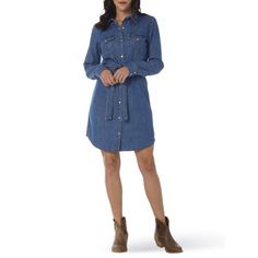 There are so many ways to enjoy Wrangler denim and this western style denim shirt dress is no exception. Western features include authentic Wrangler snap closures down the front of the dress and on pockets and sleeves. Made of 100% cotton, this denim shirt dress feels great against the skin. The drawstring tie at the waist shows off your curves and the length of the dress flatters your legs. Perfect for year round wear, this is the perfect dress for summer bar-b-ques. When weather gets colder ju Maroon Lace Dress, Denim Shirt Style, Long Sleeve Embroidered Dress, Western Wear Dresses, Dress Pearl, Western Denim Shirt, Womens Denim Dress, Belted Shirt Dress, Denim Shirt Dress