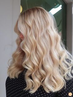 ✴︎pinterest: @alexandrazels✴︎ 80s Hairstyles, Blonde Lowlights, Blonde Hair Inspiration, Blonde Hair Looks, Hair Shades, Brown Blonde Hair, Long Blonde, Hairstyles Black, Long Blonde Hair