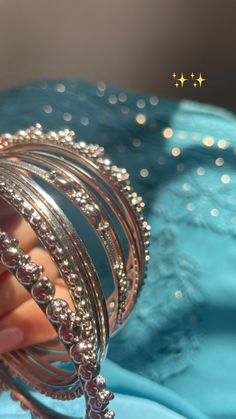 Traditional Asthetic Snap, Indian Aesthetic Jewellery, Silver Bangles Aesthetic, Desi Aesthetic Pictures Ideas, Jhumkas Aesthetic Snap, Indian Aesthetic Pictures, Indian Bangles Aesthetic, Girly Snaps, Bangles Snap