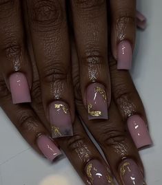 Short Acrylic Nails Matte, Simple Nail Designs 2024 Trends Square, Baecation Nails, Simple Diamond Nails, Earth Nails Designs, Dope Nail Designs Short Length, Short Square Nails Fall, Matte Nail Ideas, Blue Diamond Nails