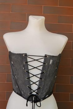 Denim upcycled corset created by my hands. The front and back of the adjustable lacing, straps are also adjustable. Size XS-S. Summer Denim Corset With Corset Back, Cotton Overbust Corset Dress With Corset Back, Jeans Corset Top, Elizabethan Corset, Jeans Corset, Corset Jeans, Y2k Corset Top, Modern Corset, Y2k Corset