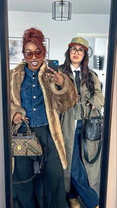 Street Style Outfits Casual, Streetwear Fashion Women, Detroit Lions, Fashion Fits, Celebrity Fashion, Street Style Outfit, Instagram Aesthetic, Shinee