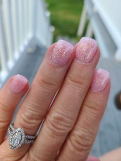 Basic Sparkle Nails, Blush Pink Nails For Wedding, Pink Gel Nails With Sparkles, Natural Pink Nails With Glitter, Dip Overlay Nails, Bubble Bath Nails With Glitter, Light Sparkly Nails, Light Sparkle Nails, Pink Glitter Dip Nails