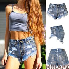 Get ideas of women's denim shorts. Help you inspirit the roll and rock hippies street wear style. Essential clothing matching with such as women's bermuda shorts, mom shorts, denim high waist shorts and more. Denim Shorts Outfits, Denim Shorts Outfit, Shorts Outfits