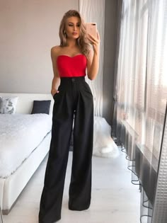 Elegantes Party Outfit, Wide Leg Trousers Outfit, Business Casual Trousers, Red Wide Leg Pants, Elegant Pant, Looks Party, Black High Waist, Fancy Outfits, Professional Outfits