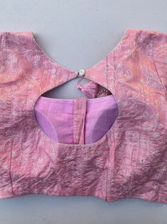 Latest Blouse Neck Designs, Pink Blouse Designs, Silk Saree Blouse Designs Patterns, Patch Work Blouse Designs, Boat Neck Blouse Design, Cotton Saree Blouse Designs, Latest Blouse Designs Pattern, Best Blouse Designs, New Saree Blouse Designs