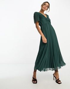 Midi Dress Plus Size, Green Maxi, Asos Curve, Pleated Bodice, Asos Dress, Pleated Maxi Dress, Asos Dresses, Pleated Midi Dress