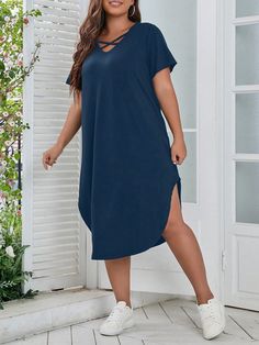 Plus Size Women Summer Solid Color Neckline Cross Straight Casual T-Shirt Dress Navy Blue Casual  Short Sleeve Fabric Plain Tee Slight Stretch  Women Plus Clothing, size features are:Bust: ,Length: ,Sleeve Length: Side Split Dress, Sukienki Plus Size, Casual Short Sleeve Dress, Stil Elegant, Solid Color Dress, Plus Size Kleidung, Inspiration Mode, Tee Dress, Hem Dress