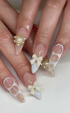 Nails Design Graduation, Leah Halton Nails, Acrylic Baddie Nails, Pink Acrylic Nails Coquette, Classy Graduation Nails, Cocette Nail Ideas, Acrylic Nail Designs Coquette, Strong Healthy Nails, Trendy Almond Nails