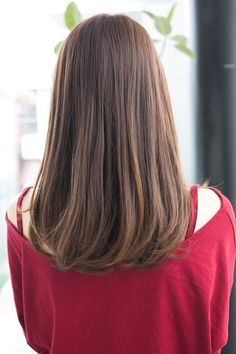 自然な内巻きが魅力的なヘルシーミディアム♪ Haircuts For Medium Hair, Haircuts Straight Hair, Haircuts For Long Hair, Modern Hairstyles, Medium Hair Cuts, Long Hair Cuts, Medium Length Hair Cuts, Straight Hair, Balayage Hair