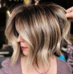 Short Balayage, Shadow Roots, Balayage Blond, Messy Bob Hairstyles, Popular Short Hairstyles, Hd Lace Frontal