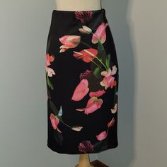 Tahari Floral Pencil Skirt With Full Length Back Zipper Womens Size M Floral Print Full Length Back Zipper Measures: 25.5in Waist To Bottom Button Closure At Top Of Zipper Elastic Waistband New With Tags Color May Be Slightly Different In Person Due To Lighting, Time Of Day Pictures Were Taken, Device, Screen Resolution Color: Black, Pink, Green, White, Blue, Gold Zipper No Pets, No Smoking Home Black Floral Print Pencil Skirt, Floral Print Fitted Pencil Skirt For Work, Fitted Floral Print Pencil Skirt For Work, Fitted Multicolor Floral Print Pencil Skirt, Pink Floral Print Pencil Skirt, Elegant Fitted Multicolor Pencil Skirt, Elegant Multicolor Fitted Pencil Skirt, Polka Dot Pencil Skirt, Navy Pencil Skirt