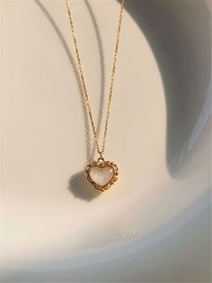 Vintage Heart Necklace, Icon Jewelry, Necklaces Vintage, Fancy Jewelry Necklace, Pretty Jewelry Necklaces, 18k Gold Necklace, Necklace Wedding, Classy Jewelry, Jewelry Lookbook