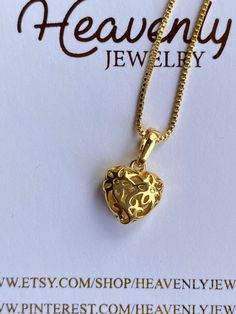 This beautiful necklace as seen on the pictures are it is triple AAA quality. The gold plated charm are also rhodium covered material which makes them the great quality. the charm necklace look so elegant but at the same time for daily wear Your necklace will come in a gift box as a token for being great customer https://www.etsy.com/shop/HeavenlyJewelryGifts?ref=simple-shop-header-name&listing_id=609981304&section_id=27068692 Bubble Paper, Heart Charm Necklace, Win My Heart, Affordable Gifts, Heart Studs, Beautiful Heart, Beautiful Gifts, Beautiful Necklace, Simple Necklace