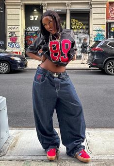 Pakaian Hipster, Looks Hip Hop, Street Style Outfits Casual, 90s Inspired Outfits, Streetwear Inspo, Pose Fotografi, Earthy Outfits, Outfit Inspo Casual, Tomboy Outfits