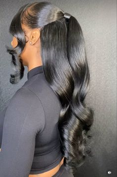 Short Middle Part Quick Weave, Half Up Half Down Flipped Ends, No Part Quick Weave, Low Half Up Half Down, Teenagers Hairstyles, Cute Quick Weave Hairstyles, Hair Styles Side Part, Extension Hairstyles, Quick Weaves