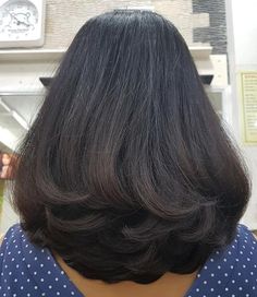 Hair Dye Color Ideas, Indian Hair Cuts, Long Indian Hair, Hairstyles For Layered Hair, Hair Tutorials For Medium Hair, Indian Hair, Short Hair Styles For Round Faces, Haircuts For Medium Hair, Haircuts Straight Hair