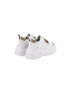 Versace Jeans Couture White Low Top sneakers Tom Ford Handbags, Valentino Bags, Versace Jeans Couture, Low Top Sneakers, Sneaker Wedge, Versace Jeans, Gianni Versace, Sneaker Brands, Tory Burch Shoes