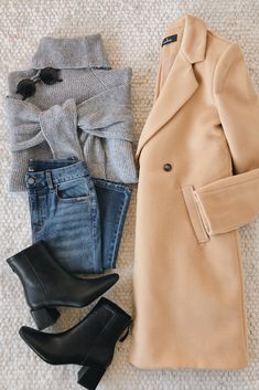 Tan Trench Coat Outfit, Fall Fashion Coats, Coat Outfits, Mode Inspo, Winter Weather, Mode Inspiration