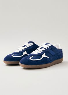 Sporty Blue Low-top Sneakers, Blue Low-top Chunky Sneakers For Streetwear, Blue Low-top Sneakers Sportswear, Blue Textile Low-top Sneakers, Navy Low-top Textile Sneakers, Finnish Fashion, Weekender Tote Bag, Vegan Boots, Sneakers Blue