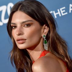 Emily Ratajkowski attends The Art of Elysium in red dress Son Video, Simple Cleanser, Joanna Vargas, Face Wash For Men, Exfoliating Face Wash, Dr Barbara Sturm, Barbara Sturm, Night Time Skin Care Routine, Nighttime Skincare