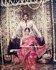 Loved the lovely pic of vishnu manchu and viranica manchu. Lovely viranica in beautiful Marroon and gold combination heavy work saree teamed with traditional diamond jewellery. She looked like diva on her sreemantham. Viranica Manchu sreemantham is grandly celebrated. Viranica manchu was in beautiful Red banaras lehanga teamed with blue embroidery blouse and her little kids in lovely embroidery work outfits and this beautiful outfits from Jayanthi Reddy. Lakshmi manchu with vidya manchu and  ... Srimantham Photoshoot Indian, Sreemantham Photoshoot Indian, Sarees For Seemantham, Sreemantham Photoshoot, Maternity Photography Poses Outdoors, Baby Shower Photography