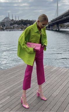 Lime Green Matching Colours, Lime Green And Pink Outfit, Lime Skirt Outfit, Lime Shirt Outfit, Lime Green Skirt Outfit, Lime Green Shirt Outfit, Lime Green Outfit, Lime Green Outfits, Colour Combinations Fashion