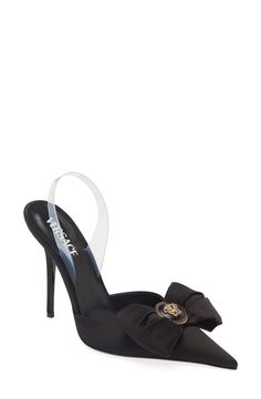 Heels Versace, Versace Heels, High Hills, Classy Heels, Glass Slippers, Versace Gold, Heels Classy, Medusa Head, Shoe Inspiration