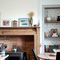 Unfitted kitchen in the old world
 French country style Rural France, Copper Accents, House Inspiration, Farmhouse Kitchen