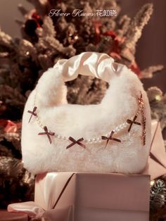 Flower Knows Limited Christmas gift handbag, gift box and notepad Pearl Handbag, Fur Goods, Fluffy Bag, Christmas Offers, Flower Knows, Miss Perfect, Fur Handbags, Makeup Brush Storage, Plush Bags