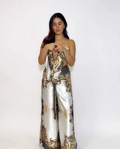 Chic Silk Set For Festive Occasions, Chic Silk Wedding Sets, Luxury Silk Sets For Festive Occasions, Glamorous Silk Sets For Festive Season, Glamorous Festive Silk Sets, Elegant Gold Evening Set, Elegant Gold Sets For Festive Occasions, Elegant Gold Sets For Festive Season, Elegant Festive Set For Gala