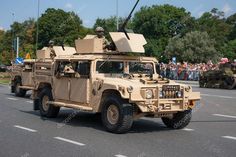 Military Car, Usa Army, Hummer Cars, Military Armor, Armors