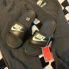 New! Nike Men's Benassi Jdi Slides Sz 8 Slides Nike, Gold Nike, Nike Sandals, Nike Benassi, Nike Slides, Nike Gold, Mens Slides, Womens Slides, Mens Sandals