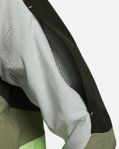 Nike ISPA Jacket. Nike.com Solarpunk Fashion, Outerwear Details, Activewear Details, Nike Ispa, Athleisure Men, Technical Clothing, Sports Graphic Design, Nike Acg, Fall 2023