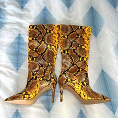 100% Authentic New Without Tags Kinga Leopard Print Synthetic Under The Knee Boots Size 7.5. Has A Small Scuff Mark On Sole Of Right Boot. Aside From That In New Condition. 3.5” Heel Trendy Yellow Winter Boots, Yellow Medium Width Heels For Party, Yellow Heels With Reinforced Heel, Yellow Fitted Boots With Round Toe, Yellow Round Toe Heels For Fall, Casual Yellow Boots With Reinforced Heel, Casual Gold Pointed Toe Boots, Casual Yellow Heels With Pointed Toe, Casual Yellow Pointed Toe Heels